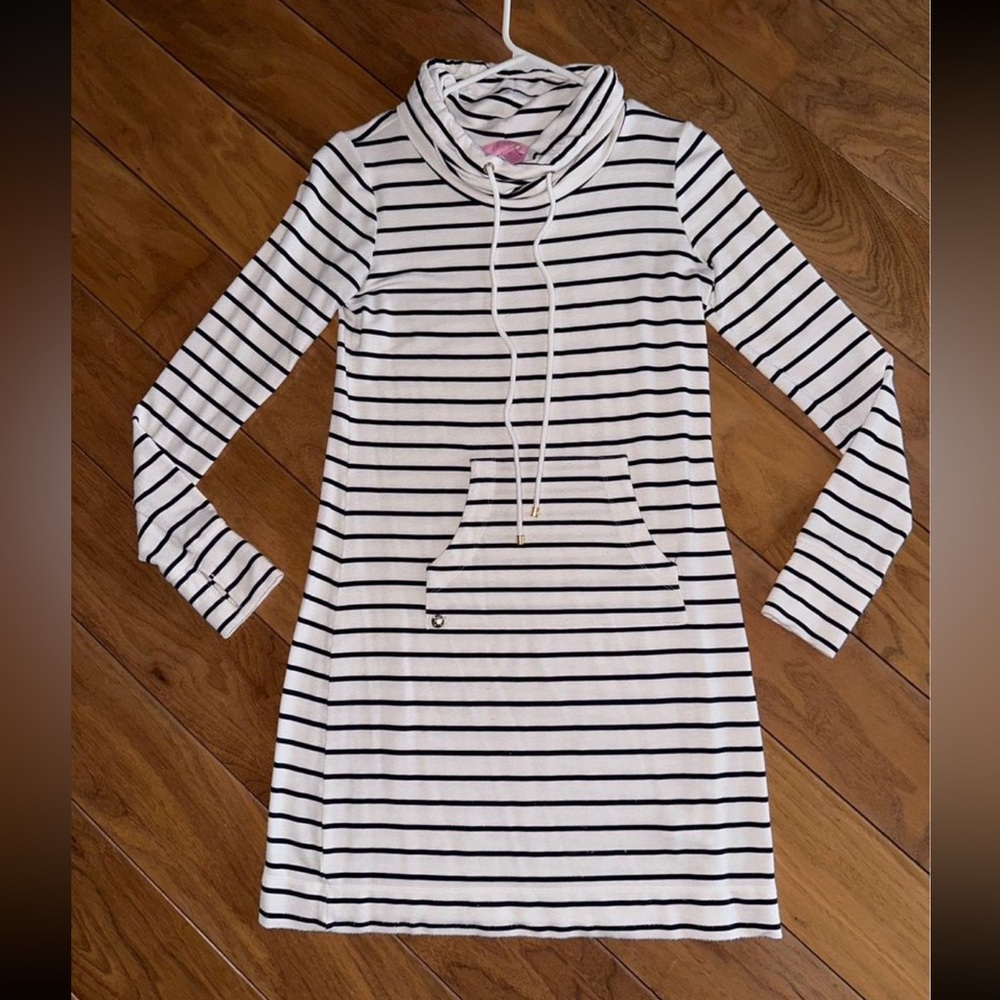 Lilly Pulitzer long sleeve dress.